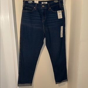 Levi Cropped Jeans
